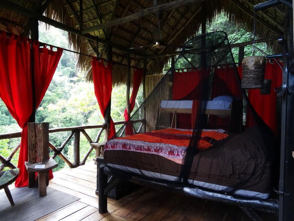Santa Barbara De Samana Dominican Tree House Village المظهر الخارجي الصورة